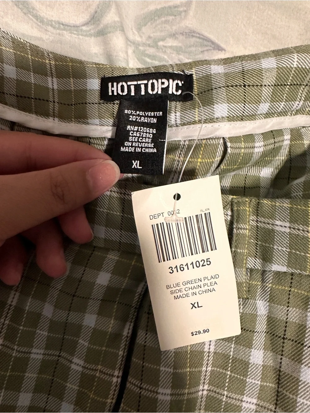 NWT Hot Topic Plaid mini Skirt with Chain Detail Green Womens XL